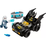 LEGO 76301 Batman et la Batmobile contre Mr. Freeze