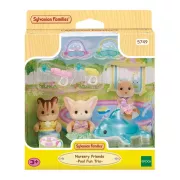 SYLVANIAN Families Le trio des bébés à la piscine - 3 Figurines