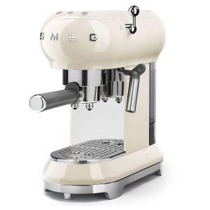 Image : Expresso Smeg ECF01CREU CREME