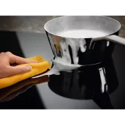 Image : Table induction ELECTROLUX LIT60342 H2H