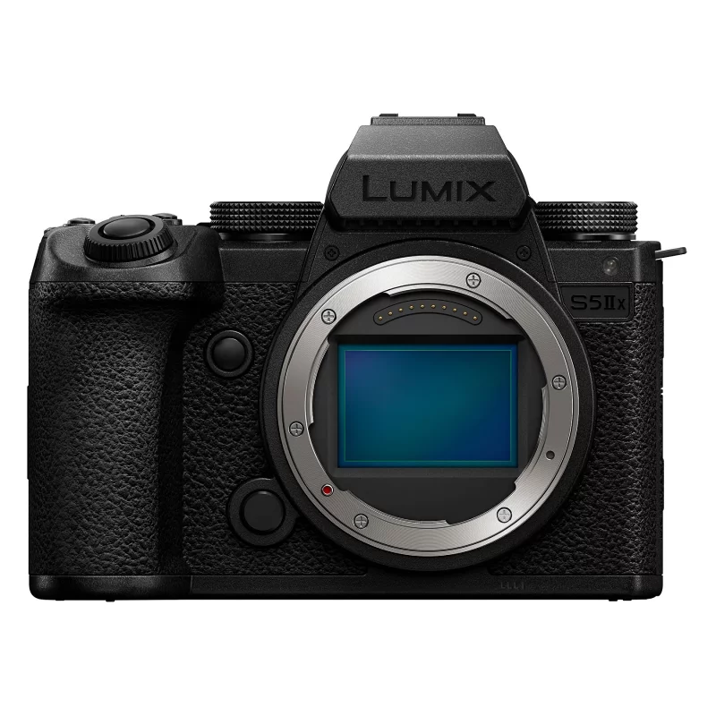 Image : PANASONIC Lumix S5 MII X nu Appareil photo Hybride