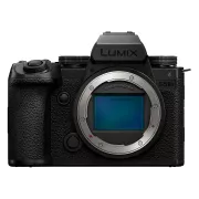 Image : PANASONIC Lumix S5 MII X nu Appareil photo Hybride