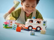 Image : LEGO DUPLO 10447 L'ambulance et le chauffeur Town