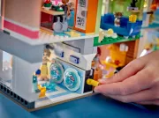 Image : LEGO 42670 Les appartements et boutiques de Heartlake City Friends