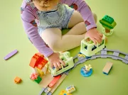 Image : LEGO 10427 Le train d'aventures interactif DUPLO Town
