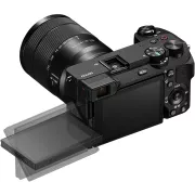 Image : SONY A6700 Noir + SEL18135 Appareil photo Hybride