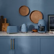 Image : SMEG KLF03SBMEU bleu orage Bouilloire
