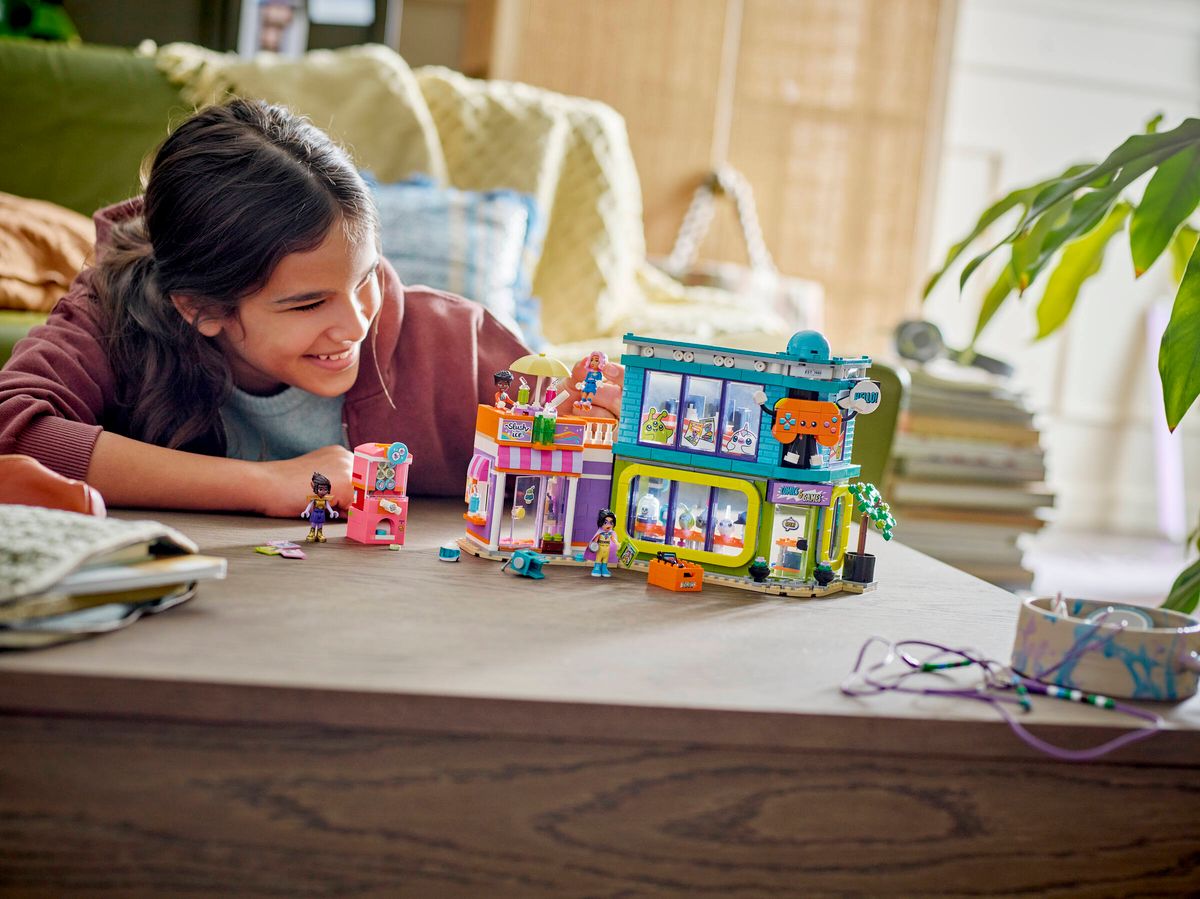 LEGO 42674 La boutique de BD et de jeux Friends | Soldes 2026 et promos