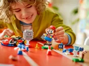 Image : LEGO Super Mario 72043 Mario Kart LEGO Mario