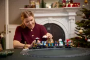 Image : LEGO 10361 Le train de Noël - Icons