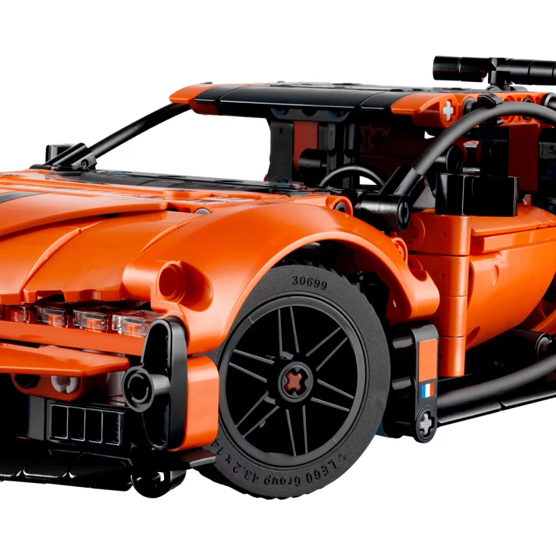 Image : LEGO 42222 Hypercar Bugatti Chiron Pur Sport Technic