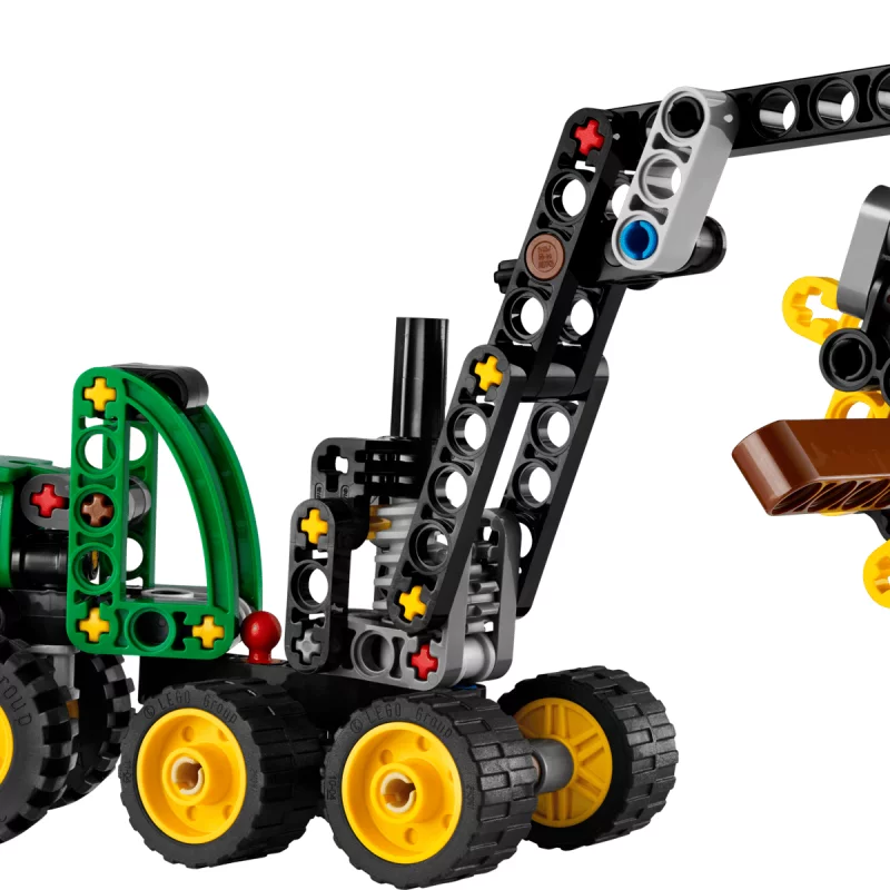 Image : LEGO Technic 42218 L'abatteuse John Deere 1470H