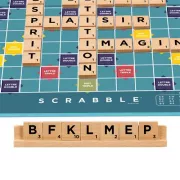 Image : Scrabble En Bois de MATTEL