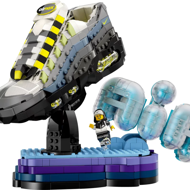 Image : LEGO Editions 43025 Nike Air Max 95 x LEGO Set