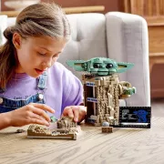 Image : LEGO 75318 Star Wars: The Mandalorian Bébé Yoda