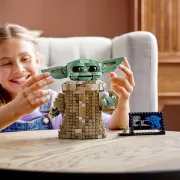Image : LEGO 75318 Star Wars: The Mandalorian Bébé Yoda