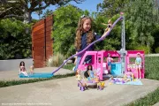 Image : Barbie - Camping-Car Transformable - 7 Zones de Jeu