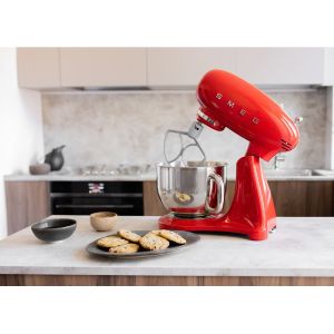 5 ans de garantie SMEG : robots sur socle SMF02, SMF03, SMF04, SMF15 en promo sur Bonne-promo