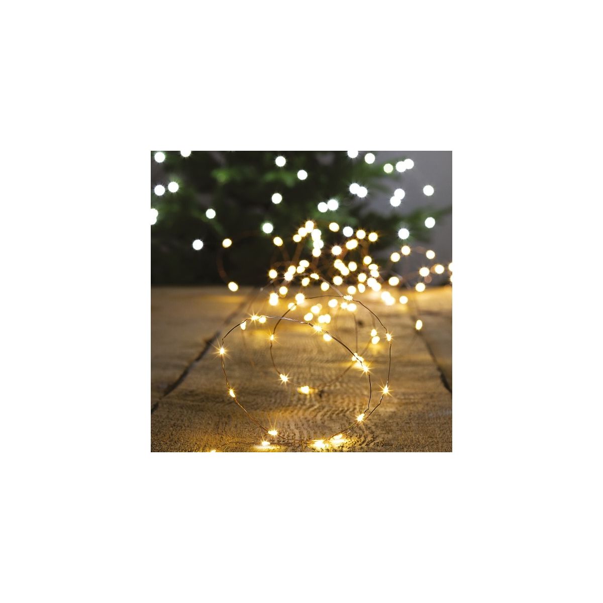 Décoration de Noël à prix réduit : -20% chez Conforama pour 2 articles achetés
